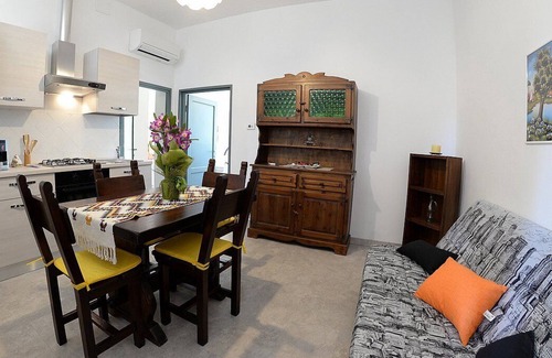 Chiusi Villa | Villa Fattorina Grande: A spacious and welcoming age-old estate surrounded by the greenery, with Free WI-FI.