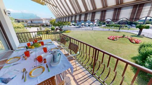 Raffa Villa | Villa Fiorita a Puegnago - BGL