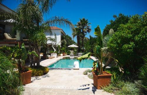 Depressa Villa | Villa Flora