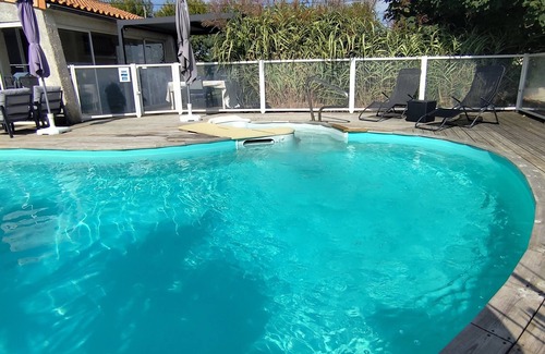 Port-des-Barques House | Villa Foxy - 3* furnished holiday home with private pool in Charente Maritime