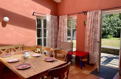 Falkenhain Villa | Villa Gärtnerhaus by Interhome