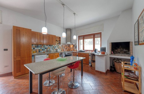 Castromediano Villa | Villa 'Gaia' with Private Pool, Wi-Fi and Air Conditioning