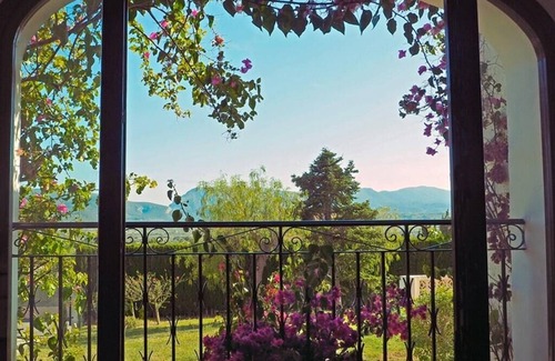 Montgo de Toscamar Villa | Villa 'Georgianna' with Mountain View, Wi-Fi and Air Conditioning