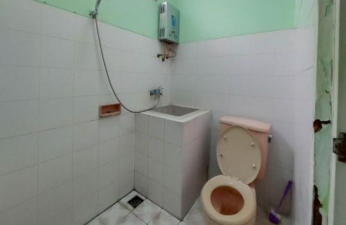 Cilimus Hotel | Villa Getsemani Mitra RedDoorz