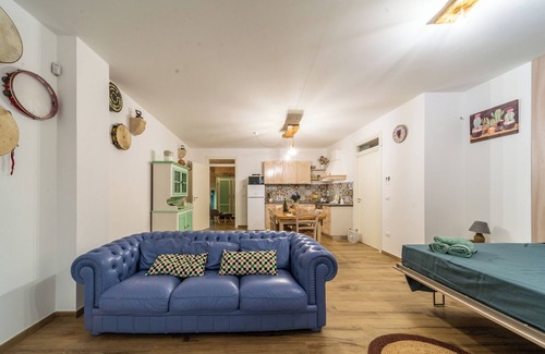 Montesano Salentino Villa | VILLA GINEVRA: typical Salento pajara with swimming pool in the Salento countryside.