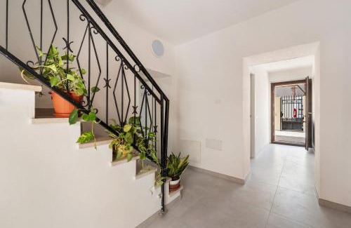 Guspini House | Villa Giovia