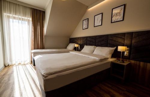 Kobiernice House | Villa & Gospoda Krakowska