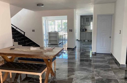 Jarabacoa Villa | Villa Grecko Place, a Relaxing large indoor space and large pool with a gazebo