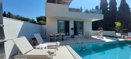 Kato Korakiana Villa | Villa Harmony Luxury Resort