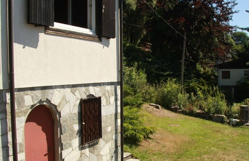 Premeno House | Villa in a sunny location on a large property with panoramic views of the lake, inexpensive