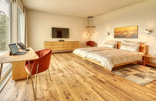 Gardola Villa | Villa in an olive grove with breathtaking lake views