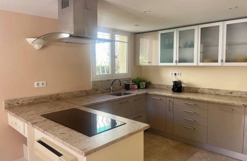 Biot Villa | Villa in Biot with Pool and Pool House