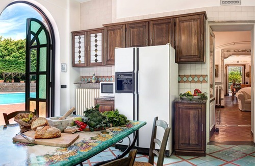 Colli di Fontanelle Villa | Villa in Colli Di Fontanelle with 4 bedrooms sleeps 8