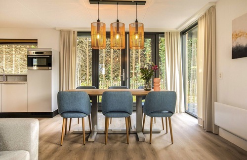 Municipality of Hellevoetsluis House | Villa in Hellevoetsluis near North Sea Beach