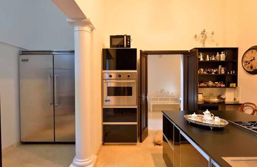 Macciano Villa | Villa in Località Poggio Olivo with 6 bedrooms sleeps 18