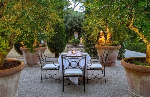 Macciano Villa | Villa in Località Poggio Olivo with 6 bedrooms sleeps 18