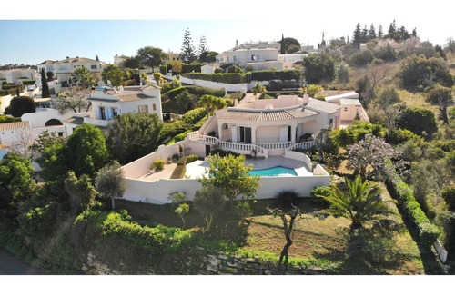 Chinicato Villa | Villa in Lagos with Private Pool