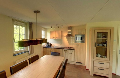 Voorthuizen Villa | Villa in Netherlands with Spacious Garden