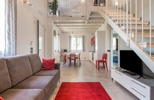 Ostra Vetere House | Villa in Ostra Vetere with Pool and Jacuzzis