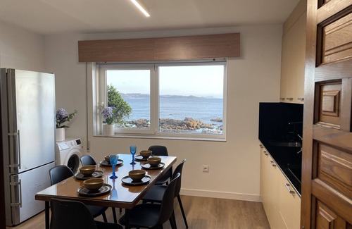 Quintans Villa | Villa in Sanxenxo on the beachfront, Barreiros