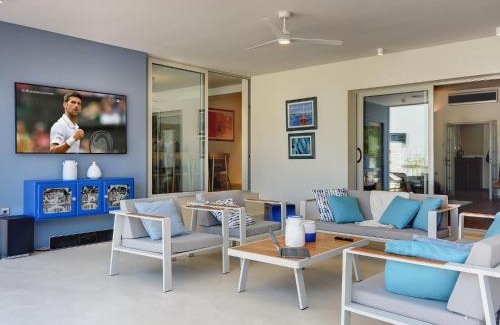 Stinjan Villa | Villa in Stinjan with Pool and Sea View