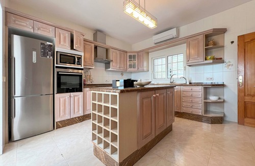 Sant Jordi de Ses Salines Villa | VILLA IN THE BEST LOCATION + SWIMMING POOL + CONCIERGE