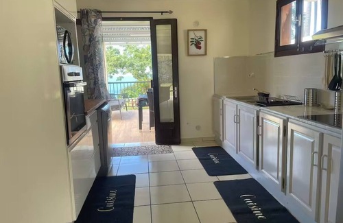 Saint-Philippe House | Villa in the countryside with large garden and magnificent sea view