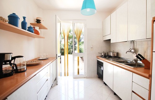 Torre Santa Sabina Villa | Villa Irene - Large garden - Privacy - Big terrace - 400 m from the beach