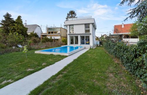 Simmering Villa | Villa Jäger mit Pool in Wien