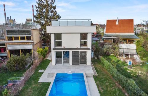 Simmering Villa | Villa Jäger mit Pool in Wien