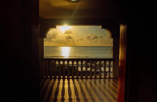 Bwejuu Villa | Villa Jasmine - Ocean Front