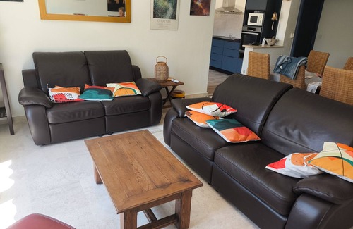 Le Luc Villa | Villa Juju 1 bedroom