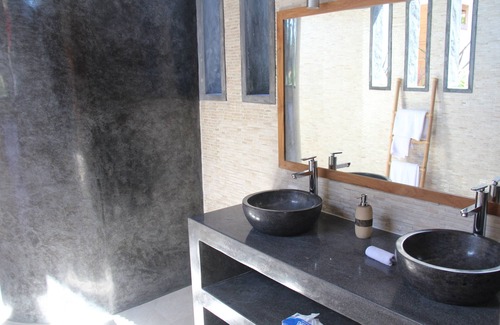 Kayu Putih Villa | Villa Kemuning - New Paradise 5 * at Lovina Beach