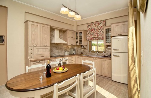 Falassarna Villa | Villa Kore | Villa with Breakfast, Jacuzzi, close to the beach