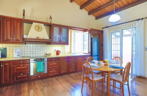 Kato Korakiana Villa | Villa Kristefi, large private pool, spacious grounds, sleeps 8, WiFi, BBQ