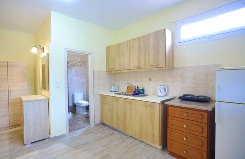 Kato Korakiana Villa | Villa Kristefi, large private pool, spacious grounds, sleeps 8, WiFi, BBQ