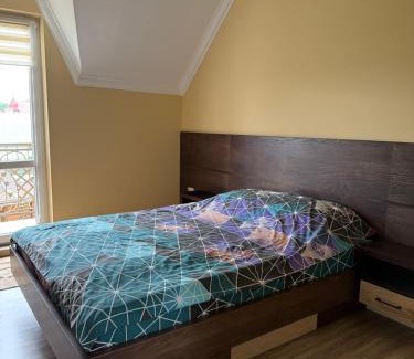 Skhidnytsya House | ViLLA KUMANETS