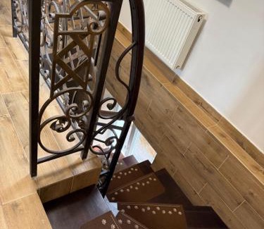 Skhidnytsya House | ViLLA KUMANETS