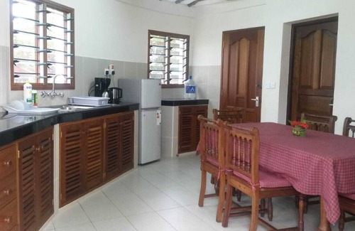 Galu Villa | Villa Kwako. For Privacy & safely. Tastefully-furnished, for family or group.