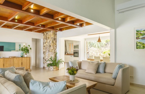 Grand Fond Villa | Villa La Roche dans l’Eau | Ocean View - Located in Tropical Grand Fond with Private Pool