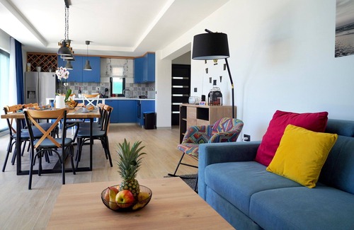 Seget Donji Villa | Villa Lady Blue with Heated Pool