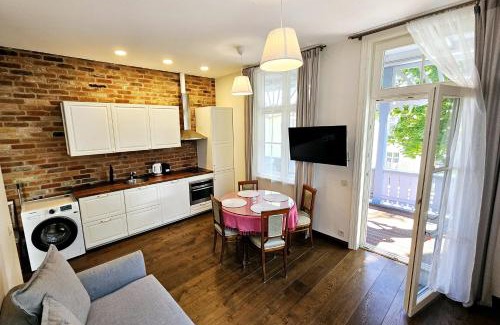 Juodkrante Apartment | Villa Loebel 1881 - Exceptional two bedroom apartment with balcony