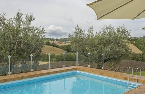 Monteleone di Fermo Villa | Villa Loreta - Vacation villa rental with private pool in Marche