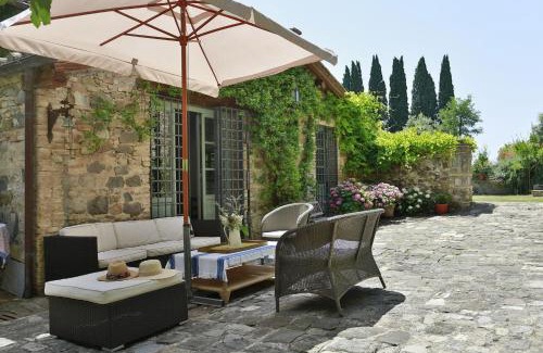 Argiano Villa | Villa Lorian by Salogi Villas