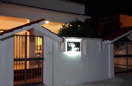 Torre Ovo Villa | VILLA LORY TORRE OVO Salento LIBRARY HOLIDAY