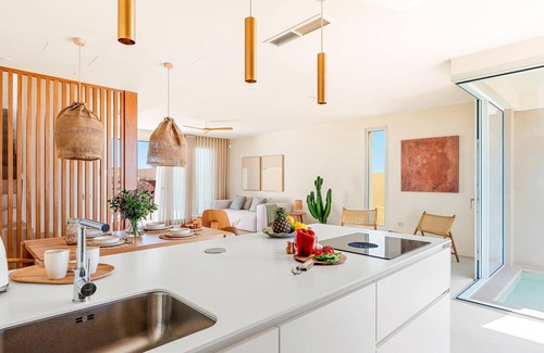 Fasnia Villa | Villa los Linos with heated plunge pool and garden