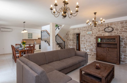 Loviste Villa | Villa Loviste Paradise