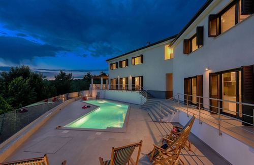 Razanac Villa | Villa Lubey ZadarVillas