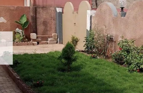 Abomey-Calavi House | Villa Lys Meublée à Arconville