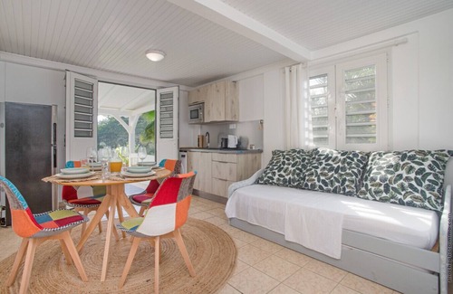 Sainte-Marie Villa | Villa M'Bay : Charm & Sea access